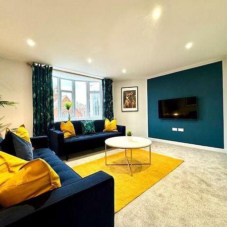 Massive 3 Bedroom - Ground Floor - Near The Beach! Bournemouth Bagian luar foto