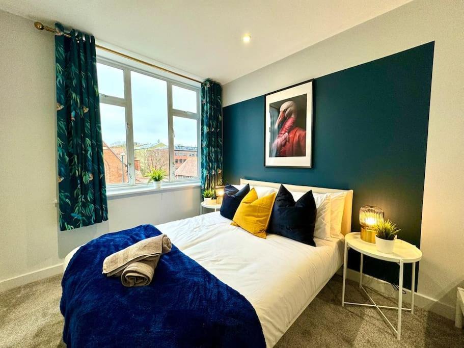 Massive 3 Bedroom - Ground Floor - Near The Beach! Bournemouth Bagian luar foto