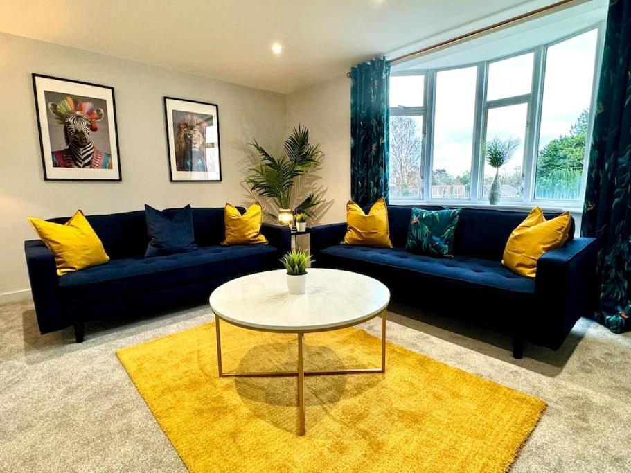 Massive 3 Bedroom - Ground Floor - Near The Beach! Bournemouth Bagian luar foto